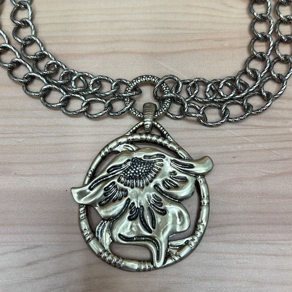 Necklace w/Matching Earrings Antiqued Gold Tone 20” Long Bracelet 7” Beautiful - Picture 2 of 5